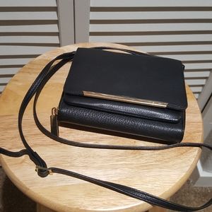 Vince Camuto black leather wallet purse